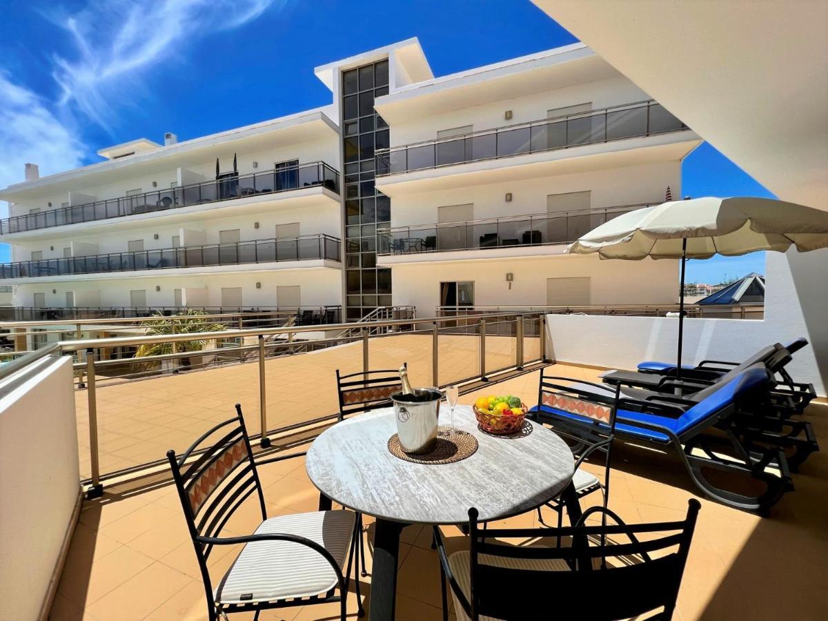 Albufeira Terrace With Pool By Homing Apartment Bagian luar foto