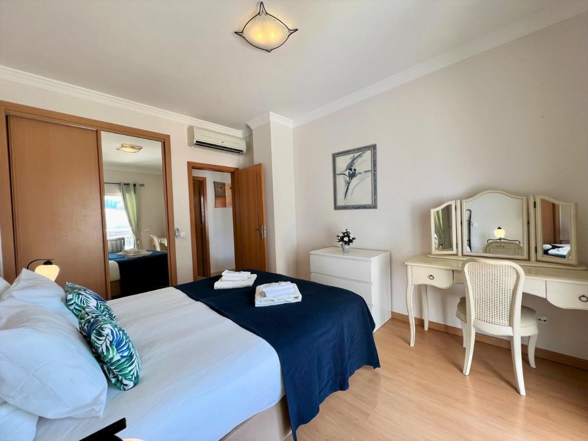 Albufeira Terrace With Pool By Homing Apartment Bagian luar foto