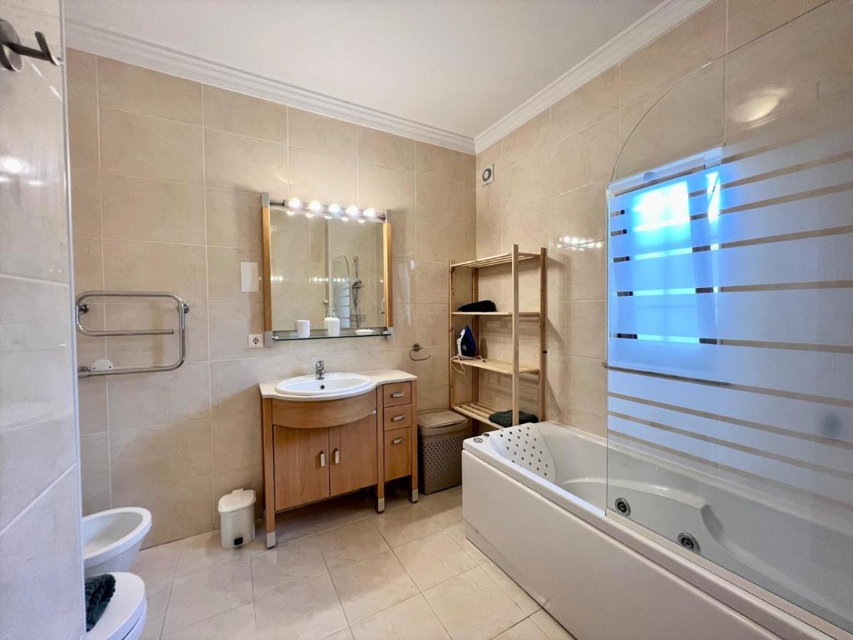 Albufeira Terrace With Pool By Homing Apartment Bagian luar foto