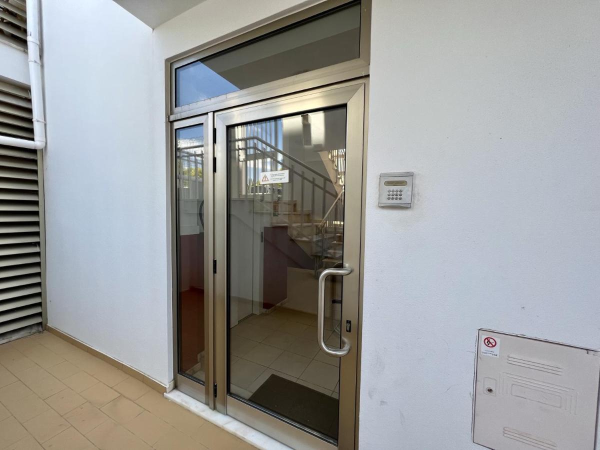Albufeira Terrace With Pool By Homing Apartment Bagian luar foto
