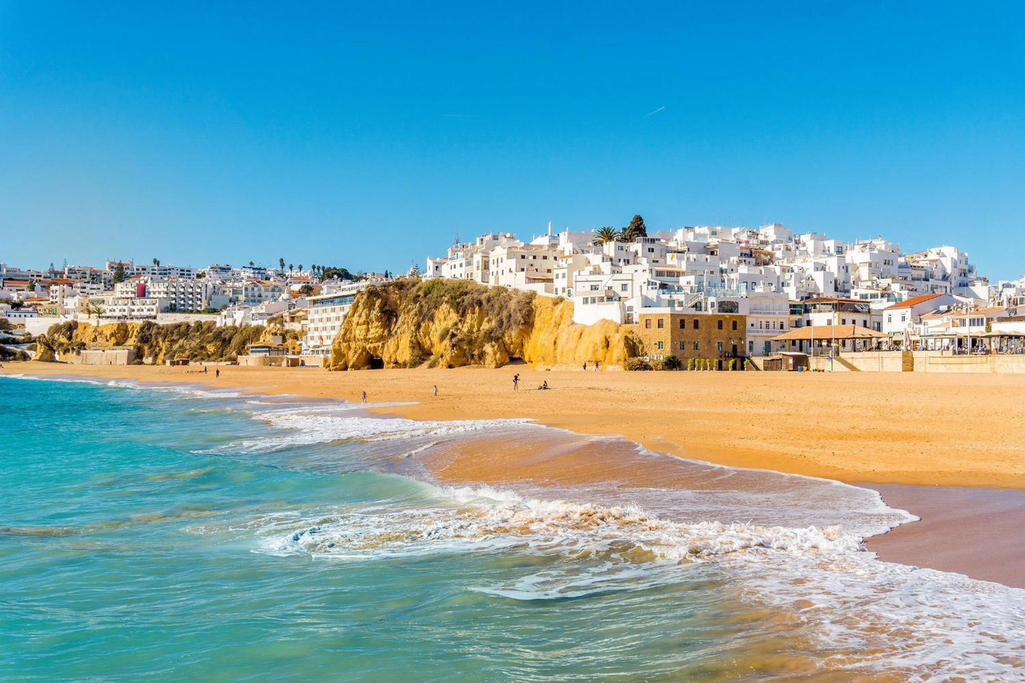 Albufeira Terrace With Pool By Homing Apartment Bagian luar foto